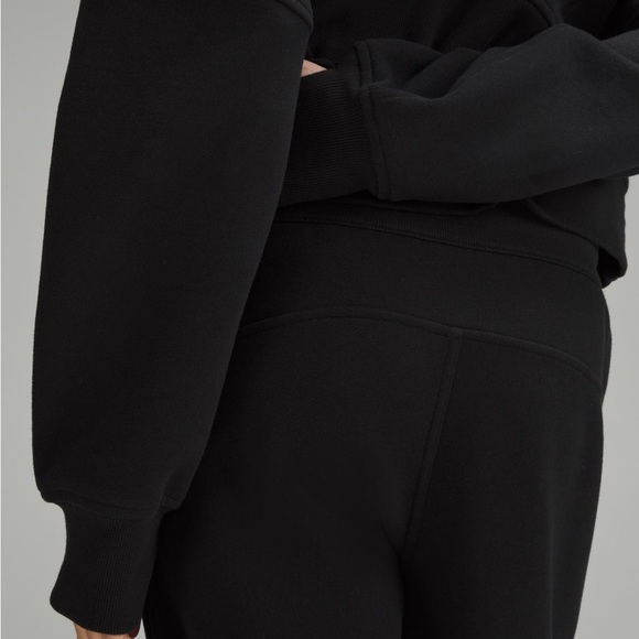 Lululemon Black Scuba Half Zip - Picture 6 of 6